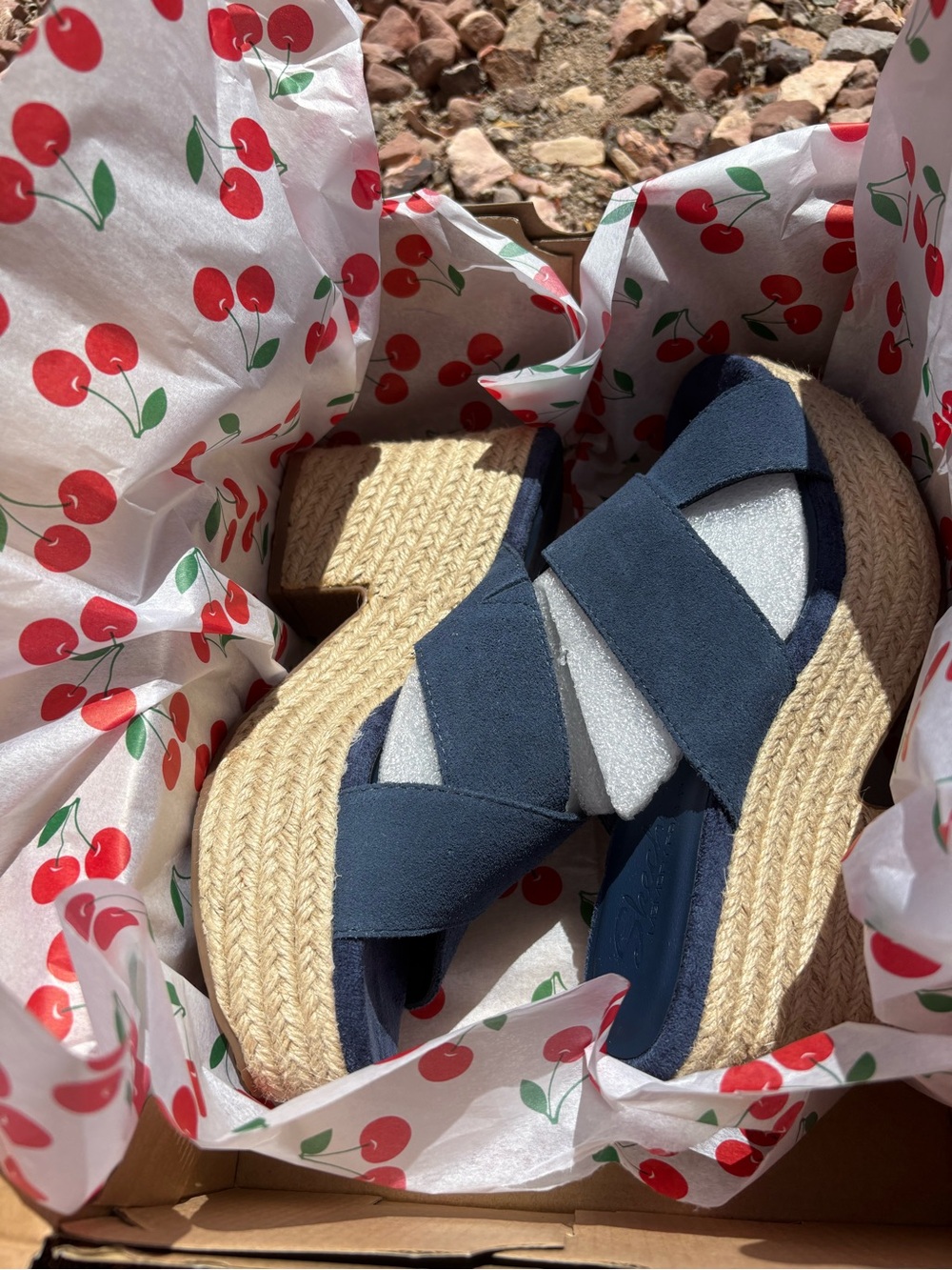 Skechers Cali Heaters Navy Espadrille Platform 4 inch Heels Size 8